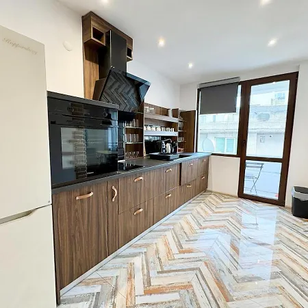 Red Square Residence Varna