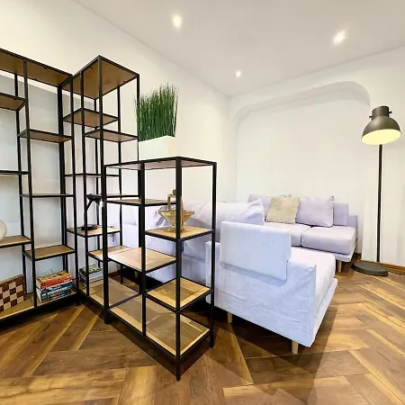 Red Square Residence Apartment *