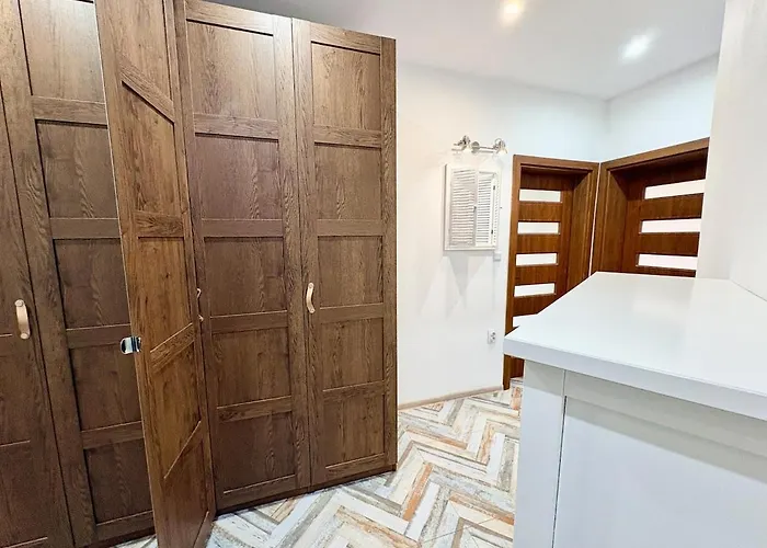 דירה Red Square Residence