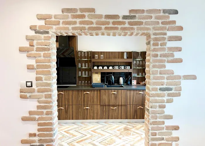 Red Square Residence דירה